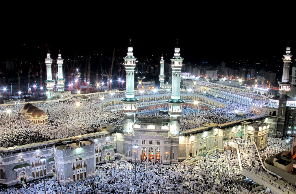 CPHN8X Hajj pilgrimage to Mecca, Al Haram Mosque and Kaaba Saudi Arabia